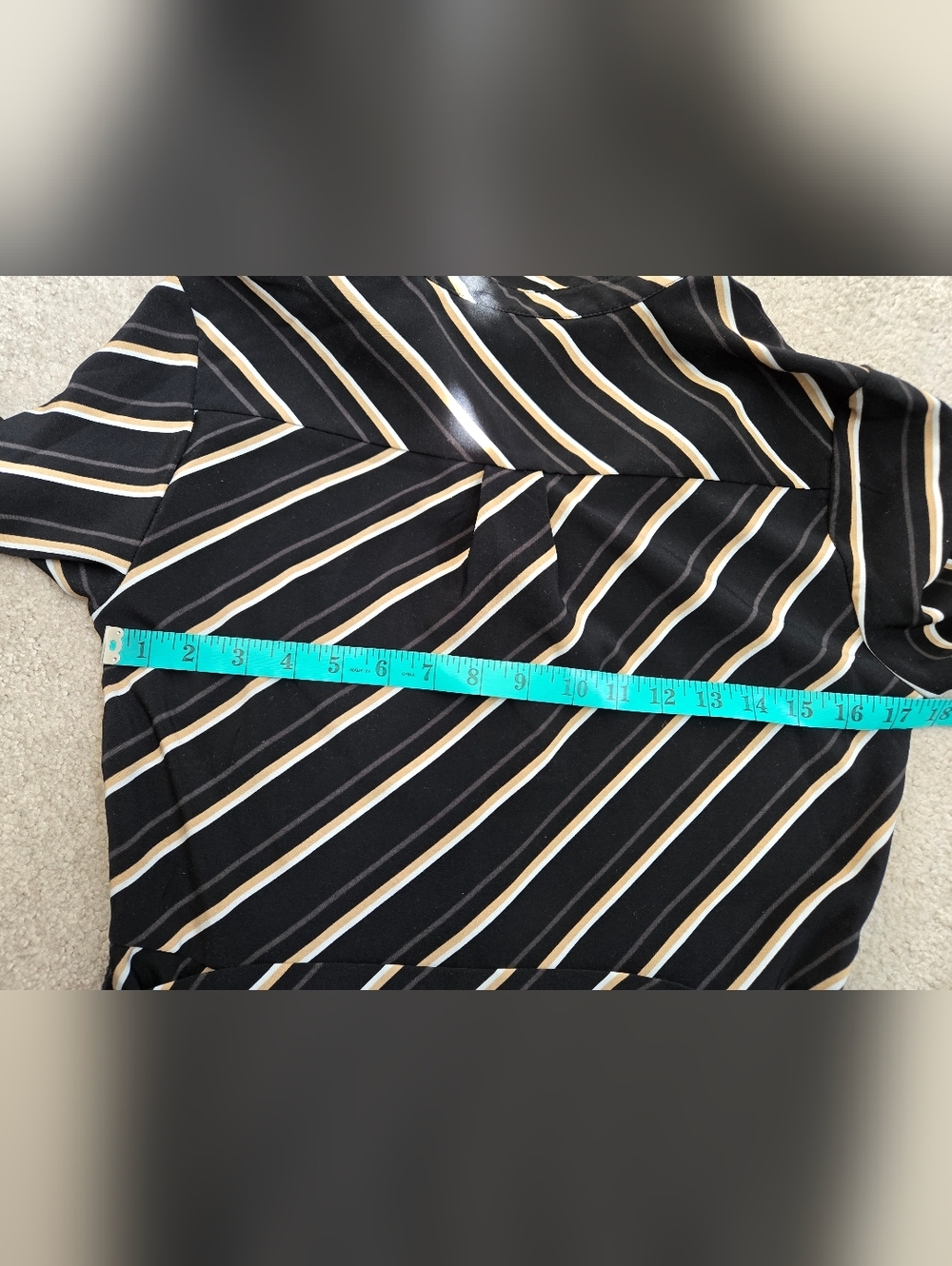BANANA REPIBLIC FACTORY Striped Tie-Waist Shirt Dress in Black and Cream. Size 4 - Picture 9 of 13